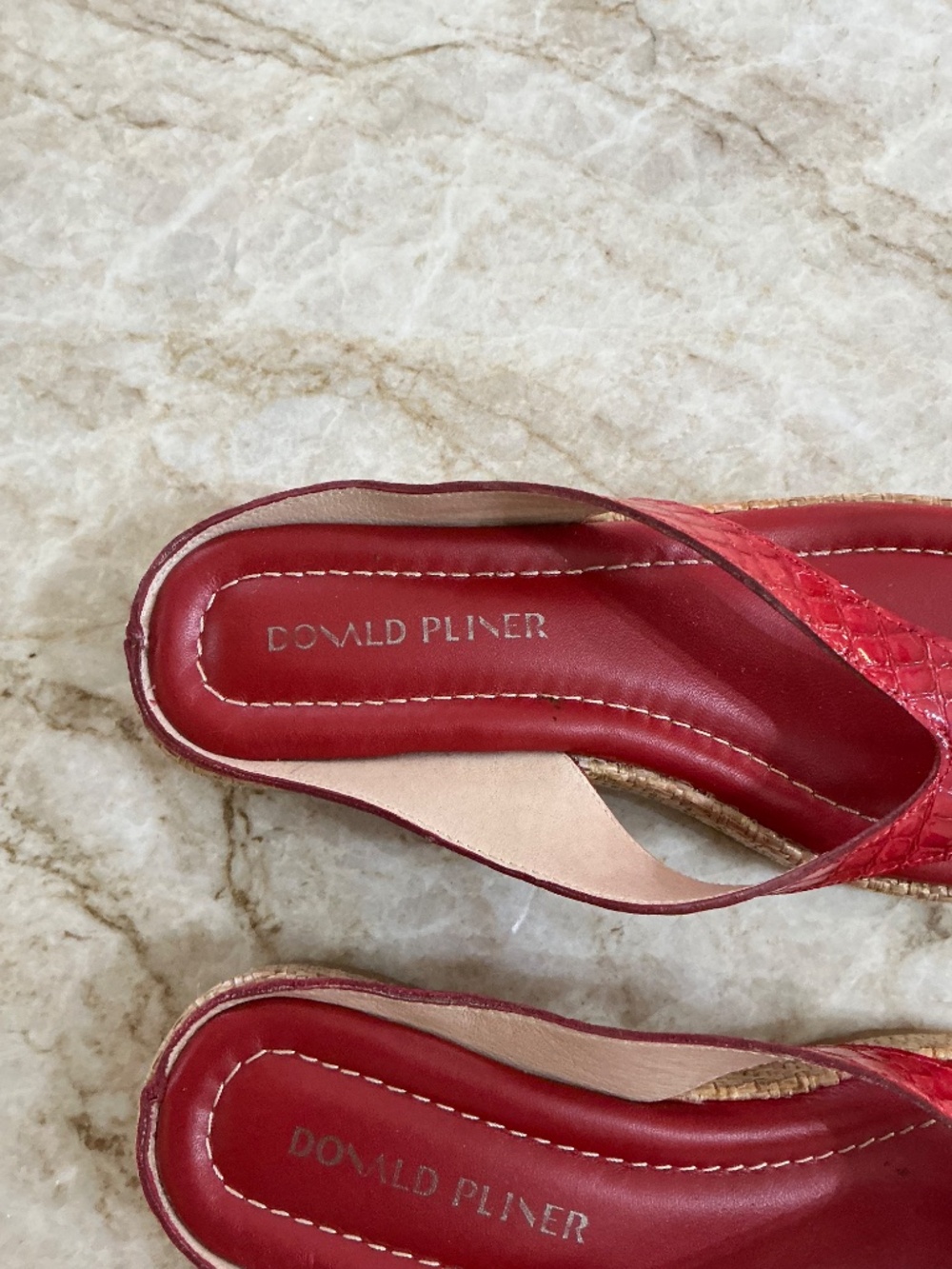 DONALD PLINER  LORRA SANDALS - Picture 2 of 5